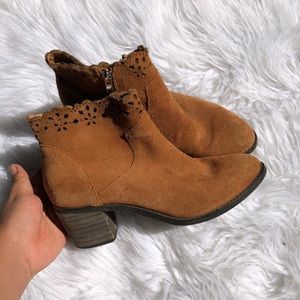 Extra fine sugar leather suede Booties